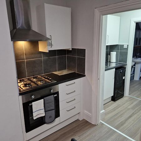 Birtley's Amethyst, 2 bedroom Apt ,sleeps 6 Guest Birtley  Buitenkant foto